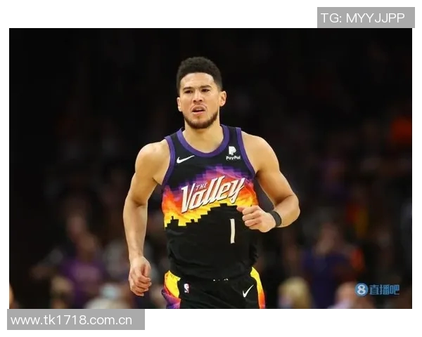 布克被赞为太阳队进攻核心主帅称其组织能力出色 布克被赞为太阳队进攻核心主帅称其组织能力出色