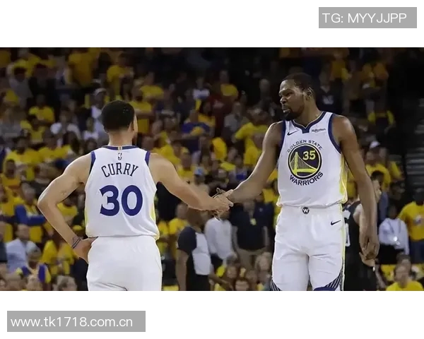 杜兰特称赞哈利伯顿为好兄弟并分享了关于跟腱的深入交流